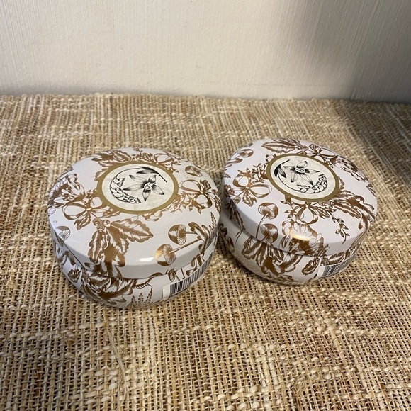 2 NEW VINTER 2018. The scent of frosty nights. Scented candle in metal tin - Picture 2 of 5